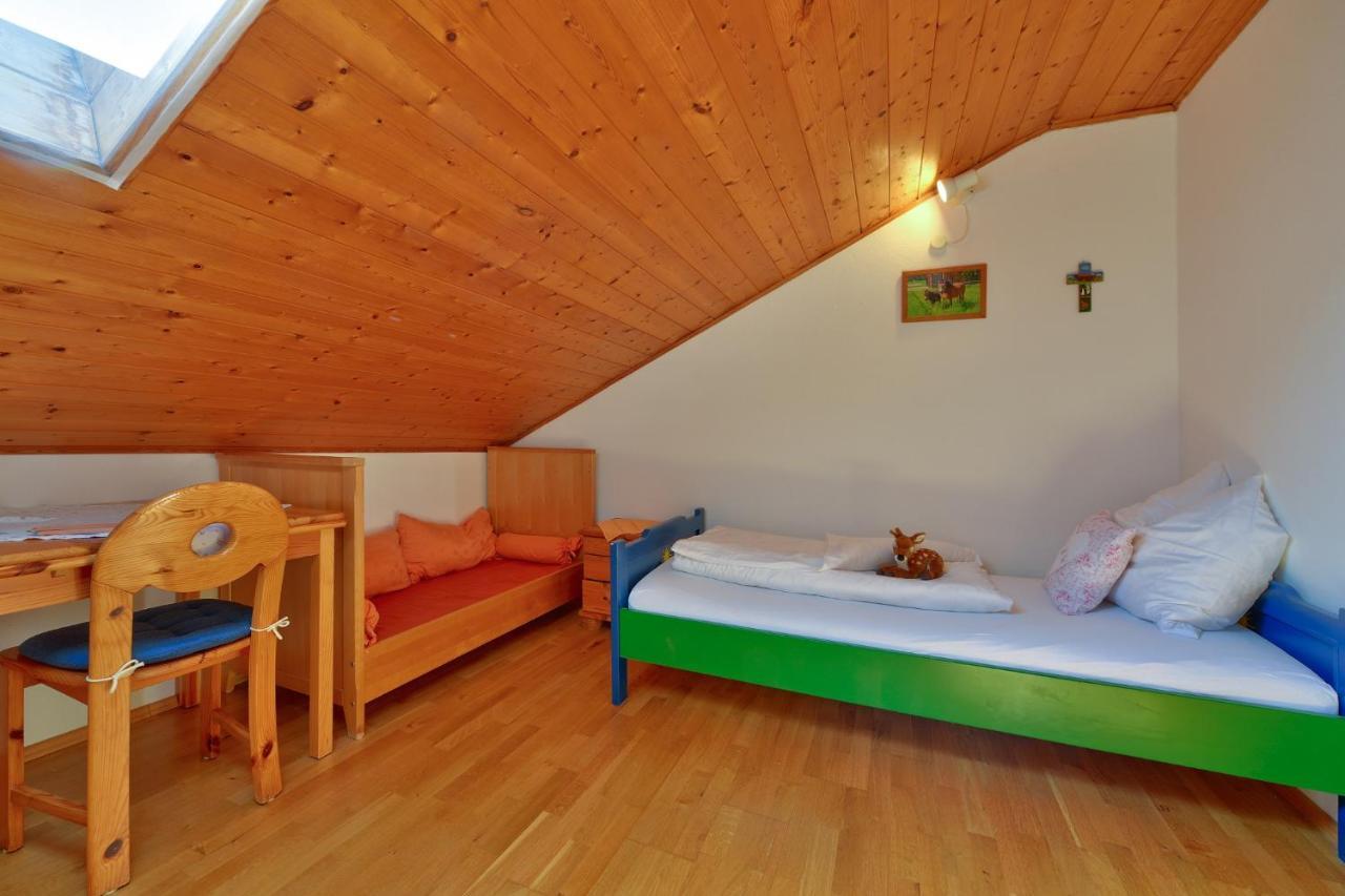 Ferienwohnung Gilg-Kräuterhof Schnaitsee Exterior foto